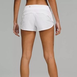 Lulu Lemon Speed Up low-rise lined short 2.5”